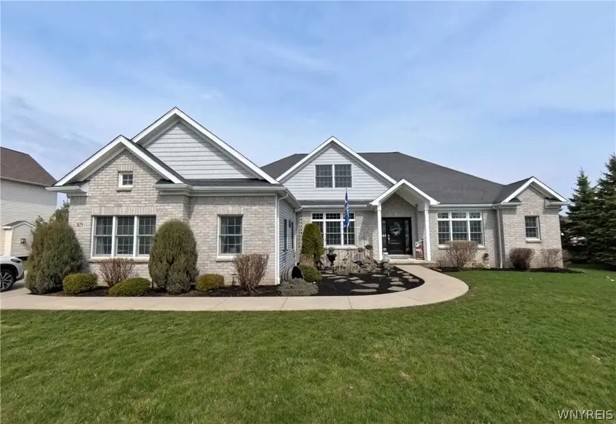 3629 Moyer Road, North Tonawanda, NY 14120 - #2
