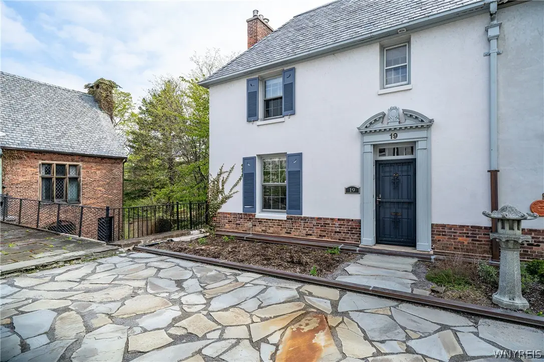 19 Mayfair Lane, Buffalo, NY 14201 - #1