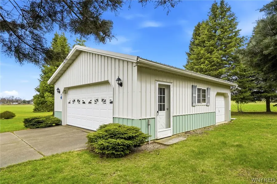 7359 Sisson Highway, Hamburg, NY 14075 - #2