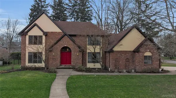 296 Quail Hollow Lane, East Amherst, NY 14051