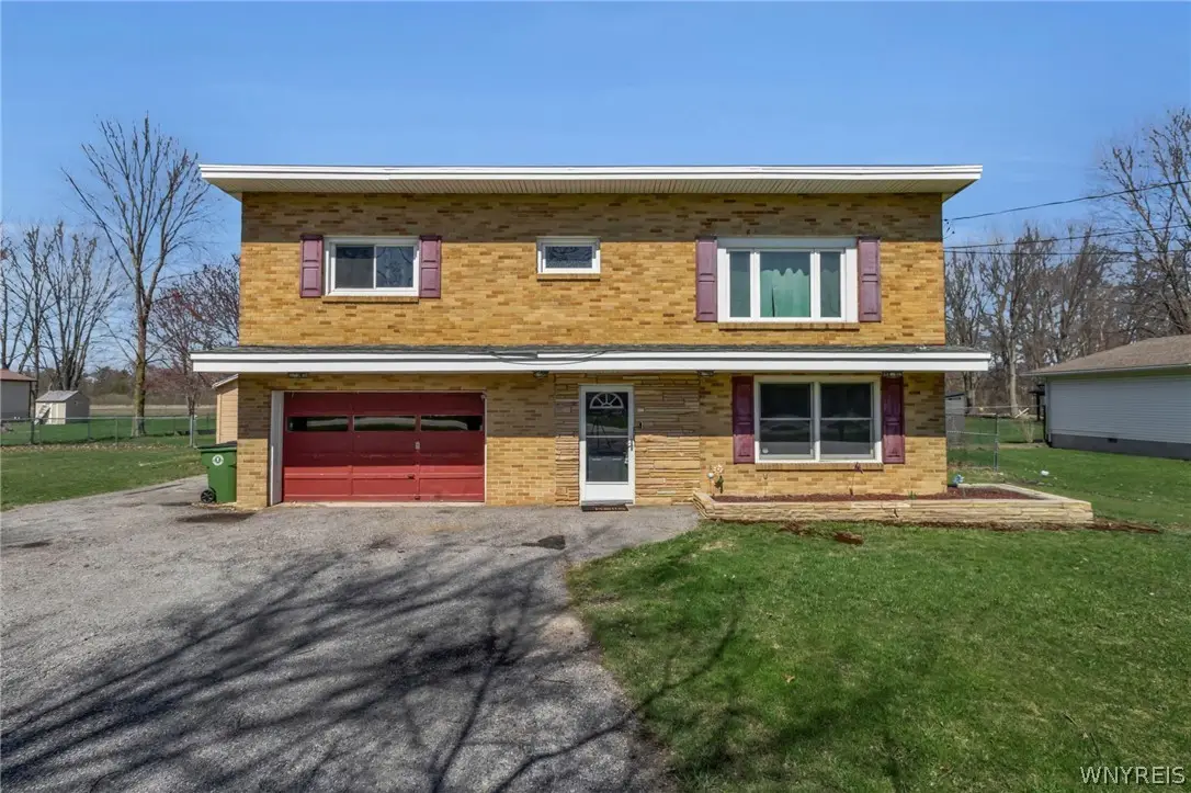 2981 Krueger Road, North Tonawanda, NY 14120 - #1