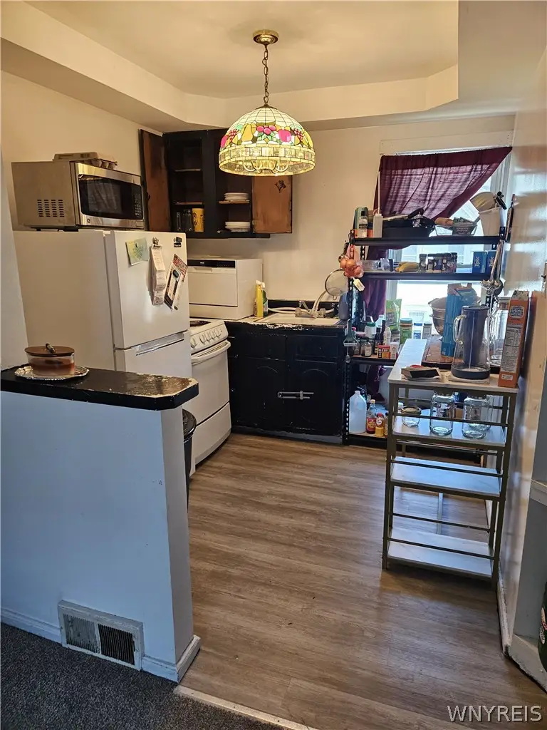 1648 Cleveland Avenue, Niagara Falls, NY 14305 - #3