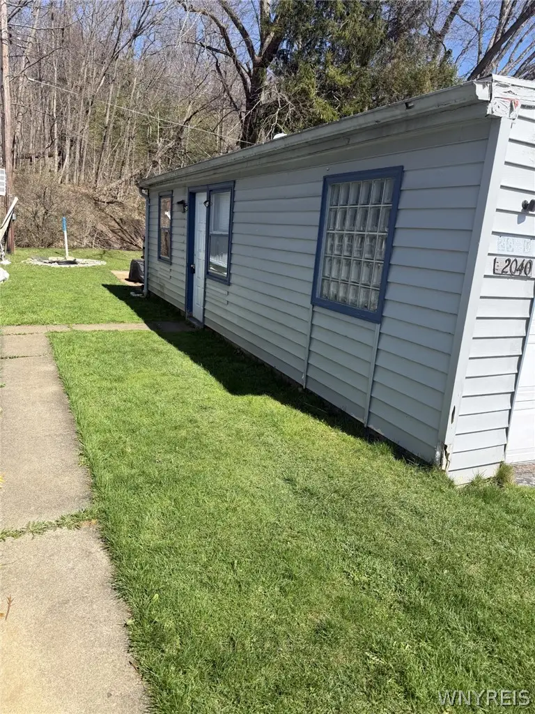 2040 Hemstreet Rd, East Aurora, NY 14052 - #1