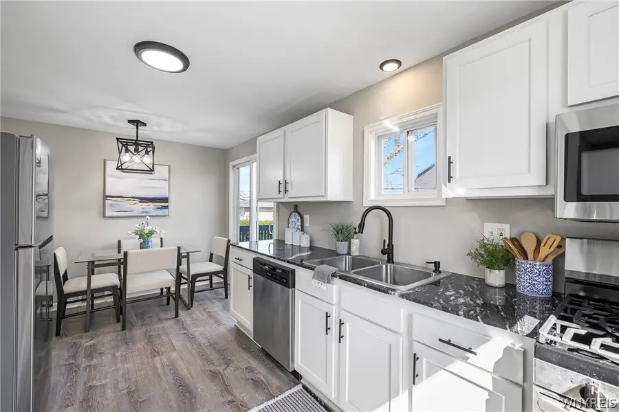 275 Oakridge Avenue, Buffalo, NY 14217 - #3