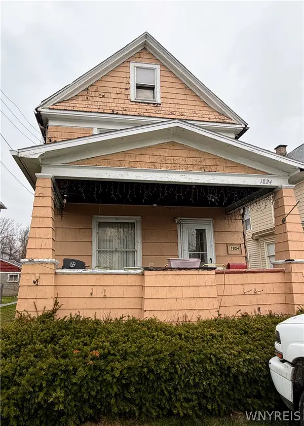 1824 Pierce Avenue, Niagara Falls, NY 14301