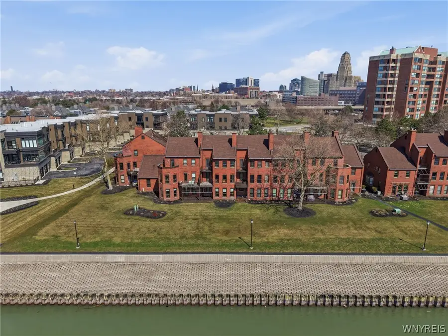 18 Marina Park S #18, Buffalo, NY 14202 - #2