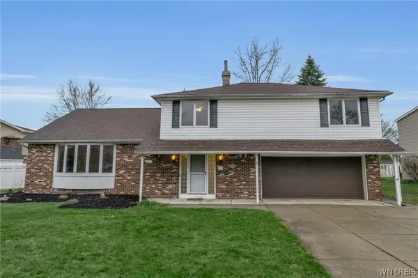 1 Idlebrook Court, Lancaster, NY 14086