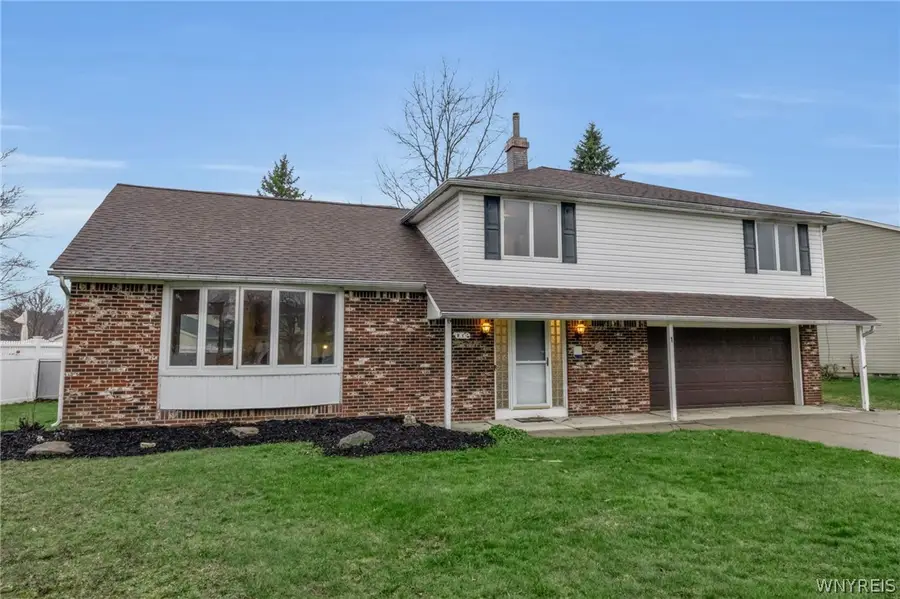 1 Idlebrook Court, Lancaster, NY 14086 - #3