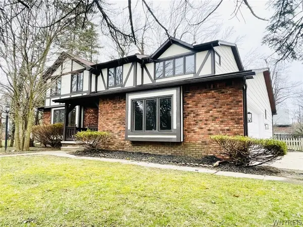 98 Bentham Parkway, Buffalo, NY 14226