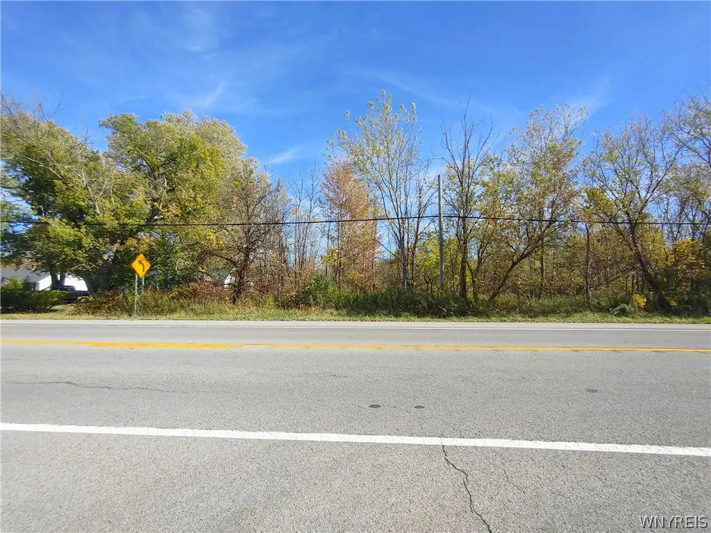 4307 Lake Avenue, Lockport, NY 14094 - #1