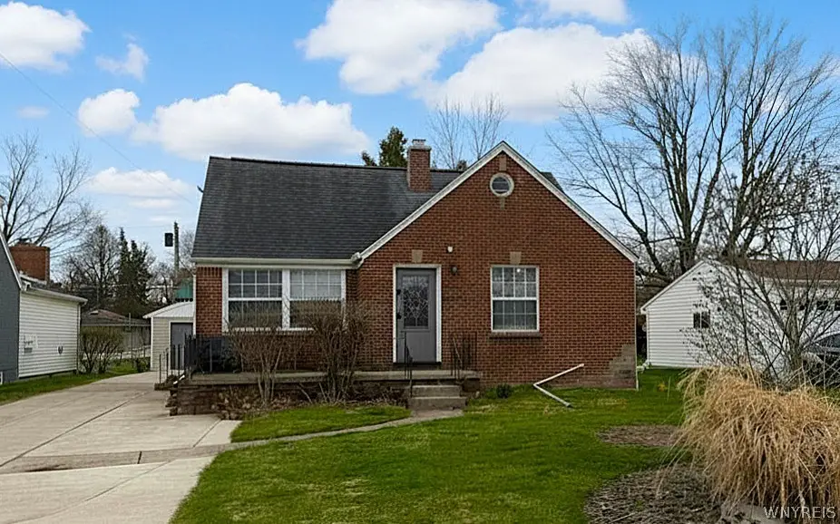 723 Longmeadow Road, Buffalo, NY 14226 - #1