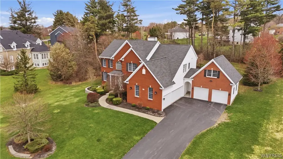 5 Kingfisher Court, Orchard Park, NY 14127 - #2