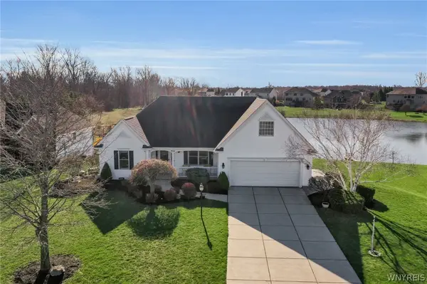 9574 English Ivy Court, Clarence Center, NY 14032