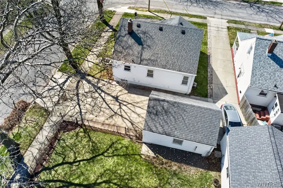 503 77th Street, Niagara Falls, NY 14304 - #2