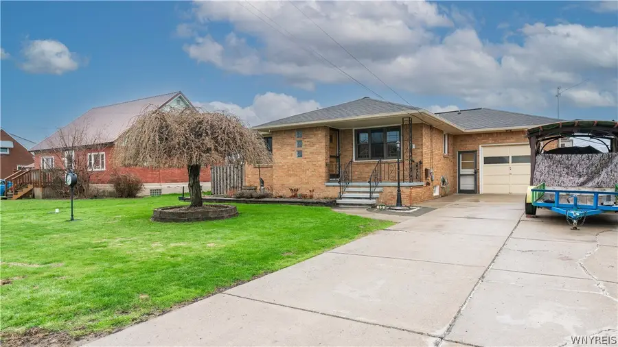 15 Hamilton Avenue, Lackawanna, NY 14218 - #3