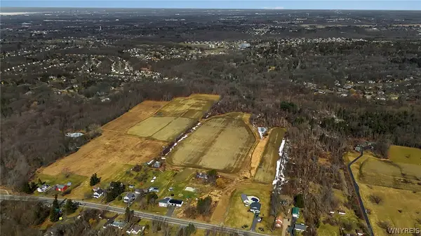 Ellicott Road, Orchard Park, NY 14127