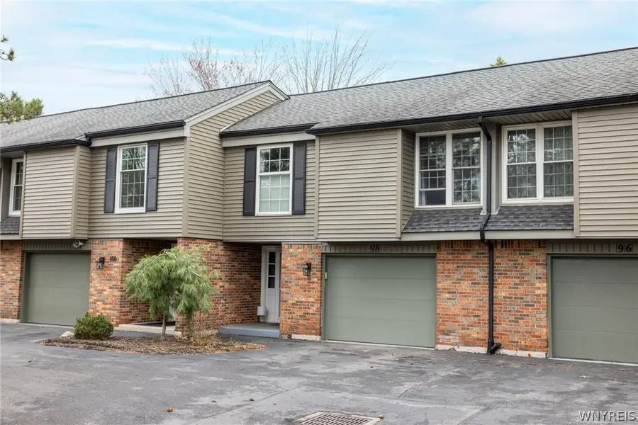 98 Bridle, Orchard Park, NY 14127 - #2