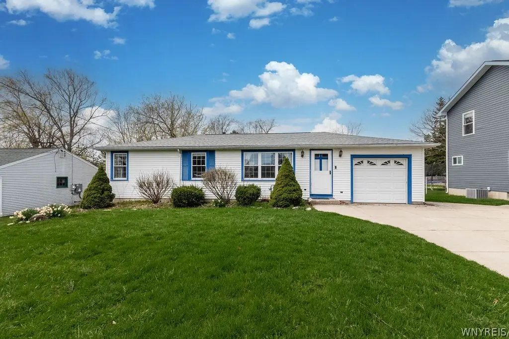 30 Errington Terrace, Orchard Park, NY 14127 - #1