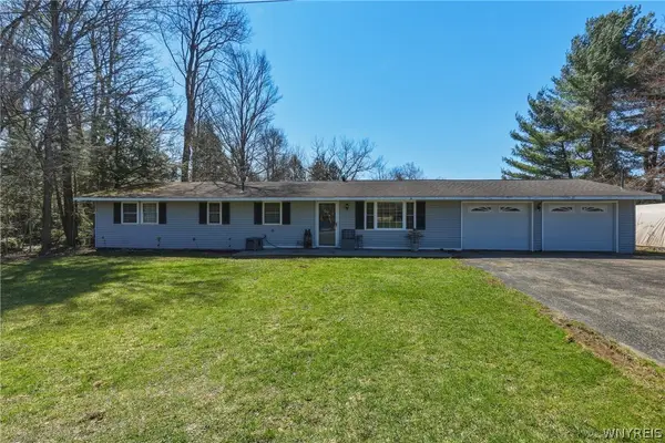 11609 Grove Street, Delevan, NY 14042