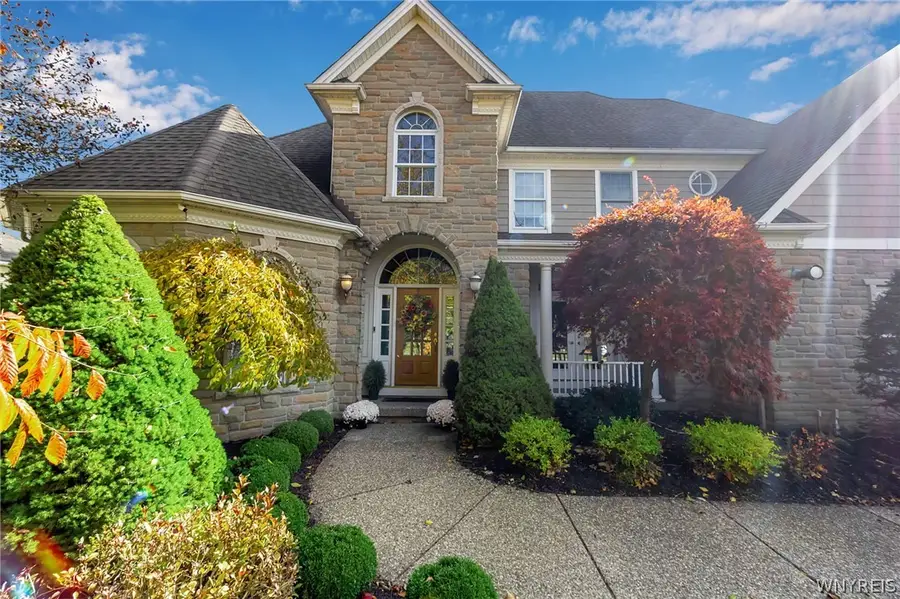 35 Birdsong Parkway, Orchard Park, NY 14127 - #2