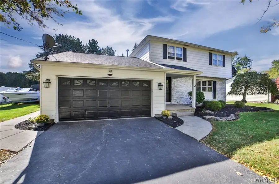 563 Lockport Street, Youngstown, NY 14174 - #3