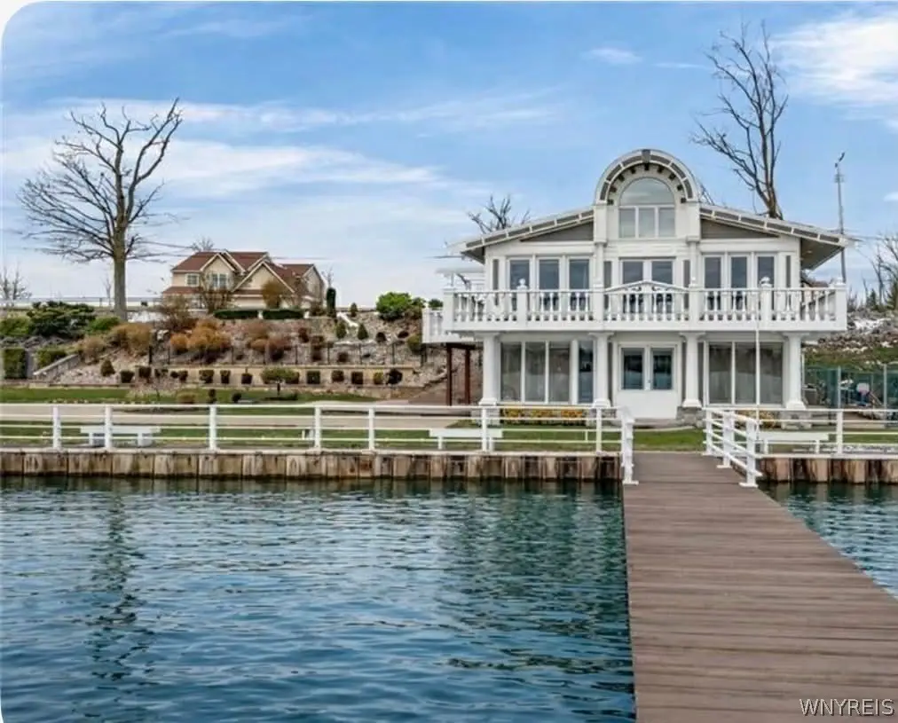 2039 E River Road, Grand Island, NY 14072 - #1