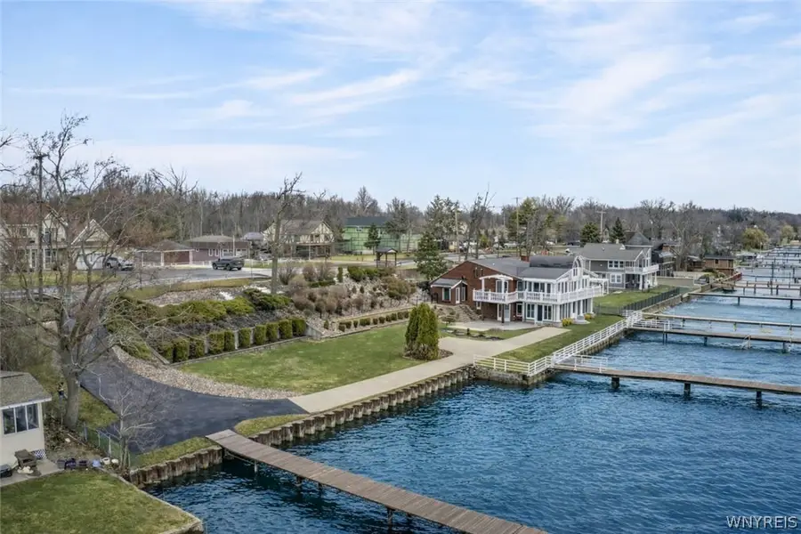 2039 E River Road, Grand Island, NY 14072 - #3