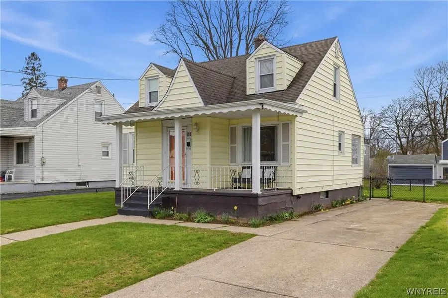 668 77th Street, Niagara Falls, NY 14304 - #2