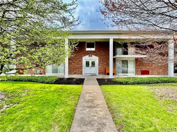 345 S Cayuga Road #D, Buffalo, NY 14221