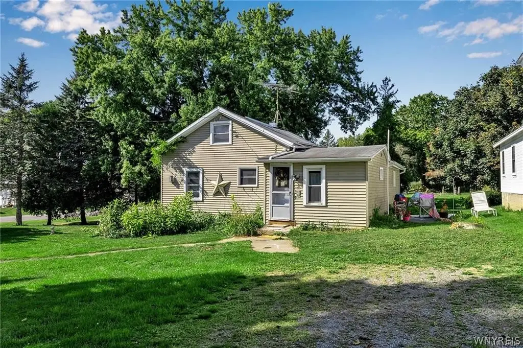 6513 E Bethany Leroy Road, Stafford, NY 14143 - #1