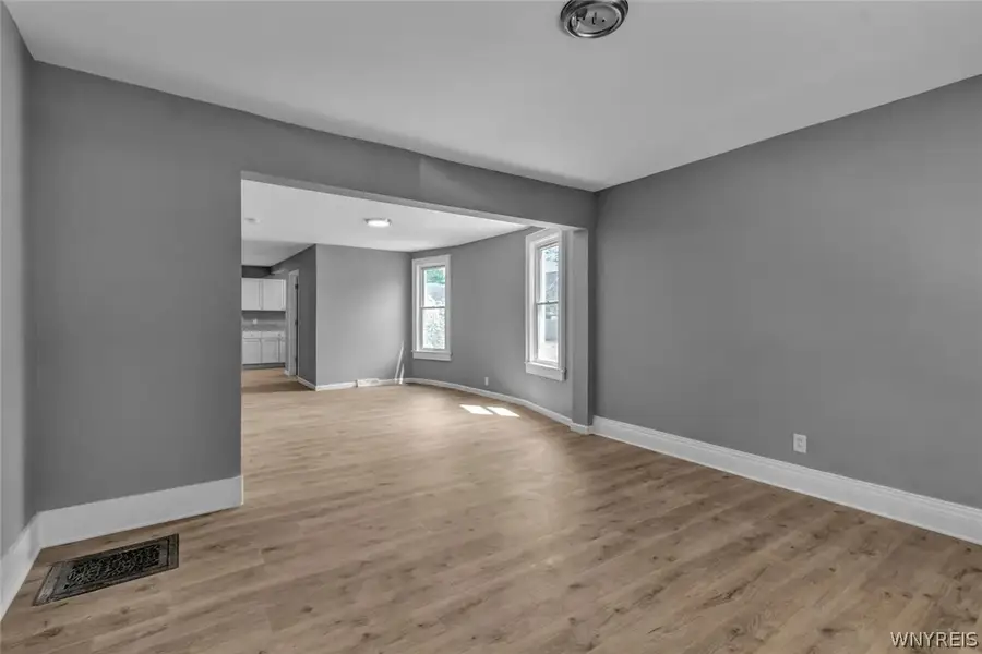 305 Parkdale Avenue, Buffalo, NY 14213 - #3