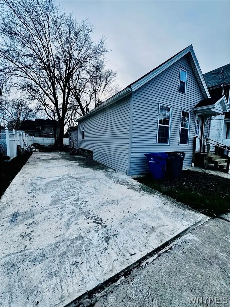 34 Camp Street, Buffalo, NY 14204 - #3