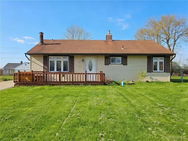 24 La Salle Court, Grand Island, NY 14072