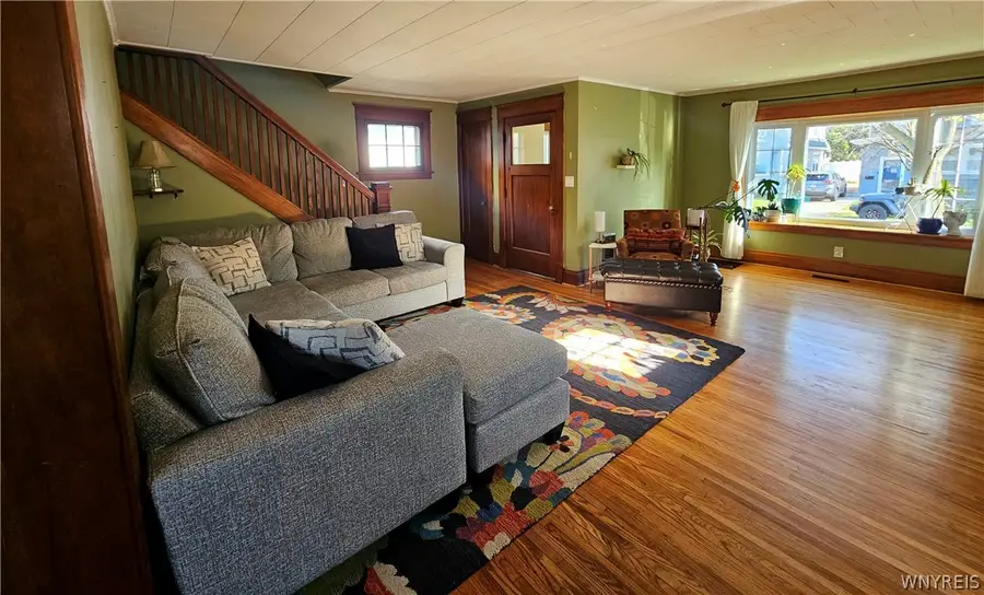 342 Parkwood Avenue, Kenmore, NY 14217 - #3