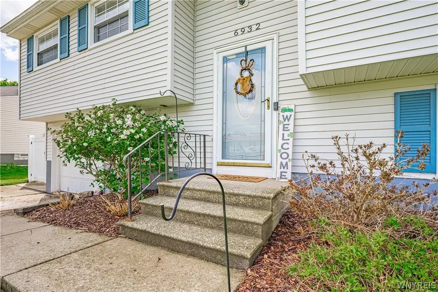 6932 Academy Lane, Lockport, NY 14094 - #3