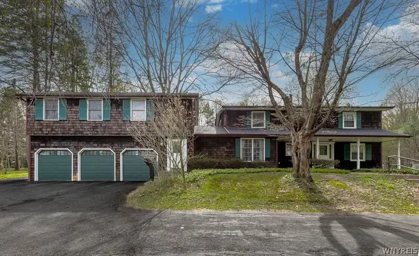 4585 S Buffalo Street, Orchard Park, NY 14127