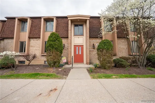 15 Greenwich Drive #1, Buffalo, NY 14228