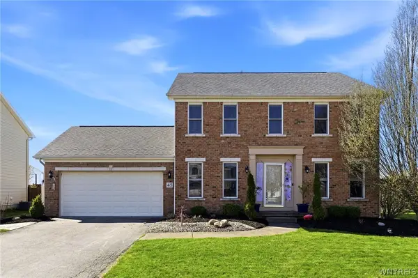 45 Summerfield Drive, Lancaster, NY 14086