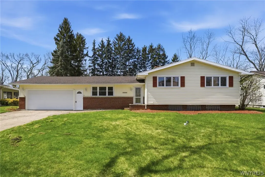 358 Brookwood Drive, Hamburg, NY 14075 - #1