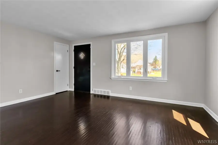 33 Tussing Lane, Tonawanda, NY 14150 - #3