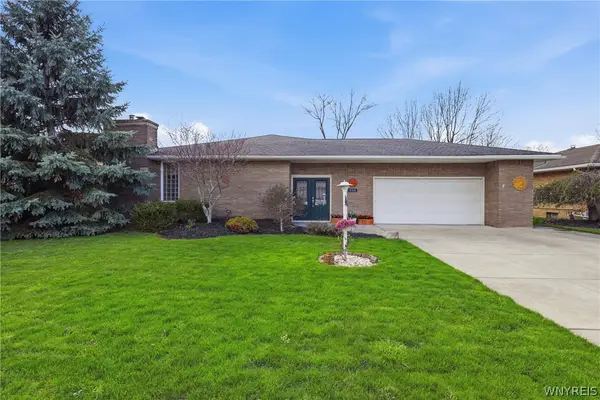 258 Fairways Boulevard, Buffalo, NY 14221