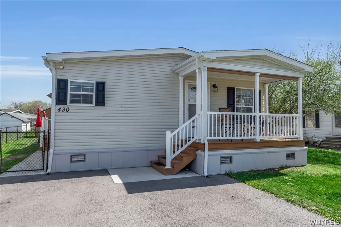 430 Chestnut Road, Lockport, NY 14094 - #1