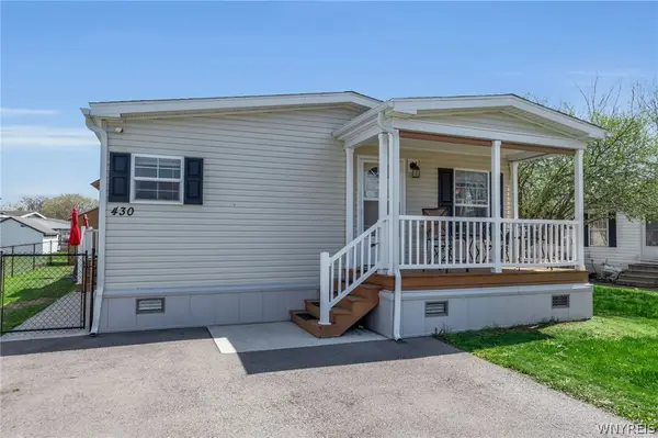 430 Chestnut Road, Lockport, NY 14094