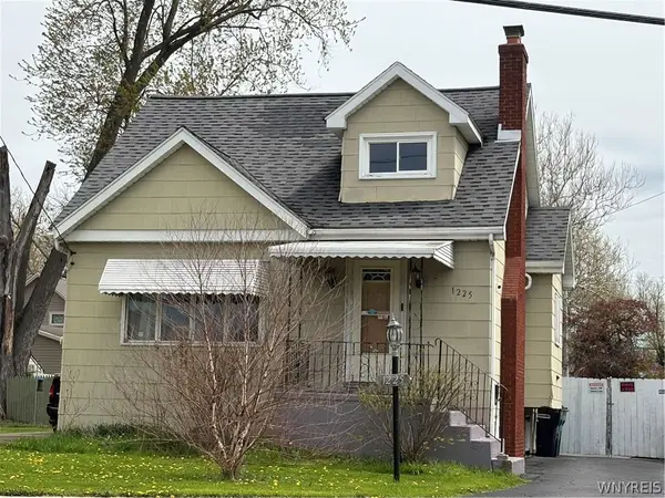 1225 N Military Road, Niagara Falls, NY 14304