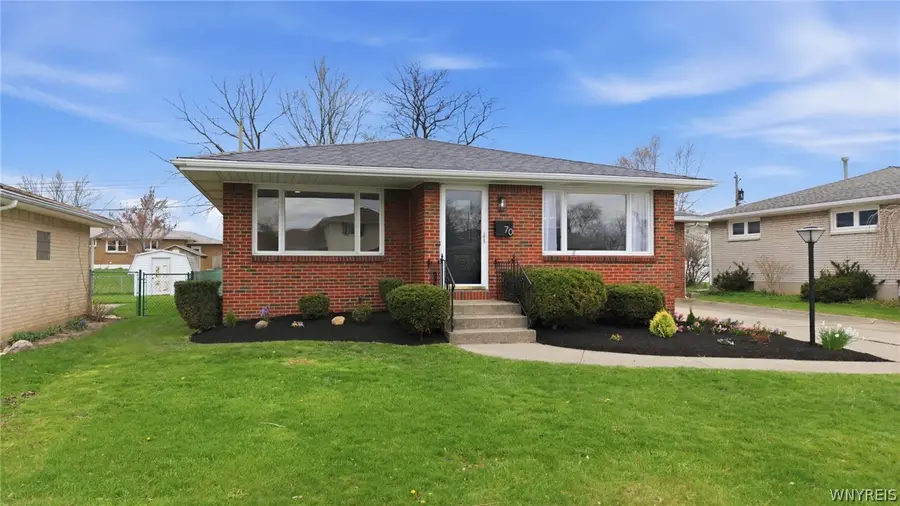 70 Mckenzie Court, Cheektowaga, NY 14227 - #2
