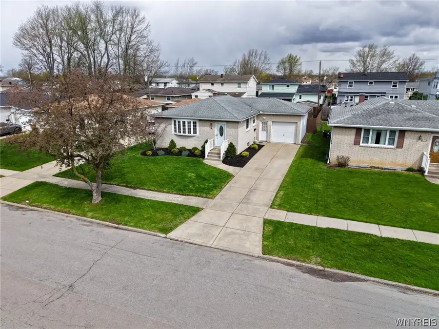 76 E Cherbourg Drive, Buffalo, NY 14227 - #3