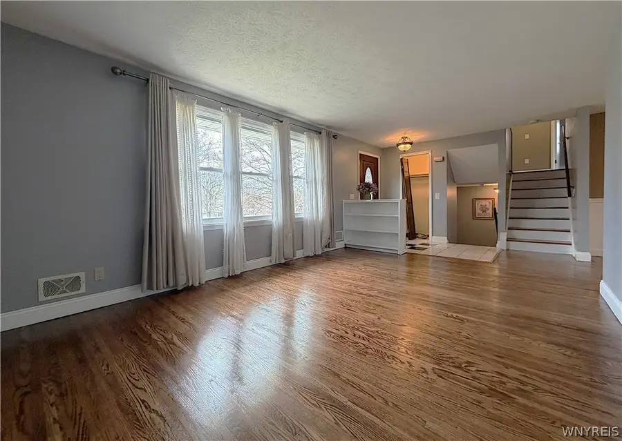 24 Dahlia Drive, Fairport, NY 14450 - #3