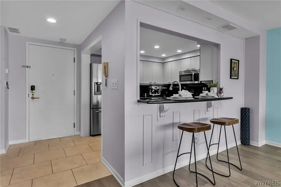 40 Waterfront Circle #305, Buffalo, NY 14202 - #2