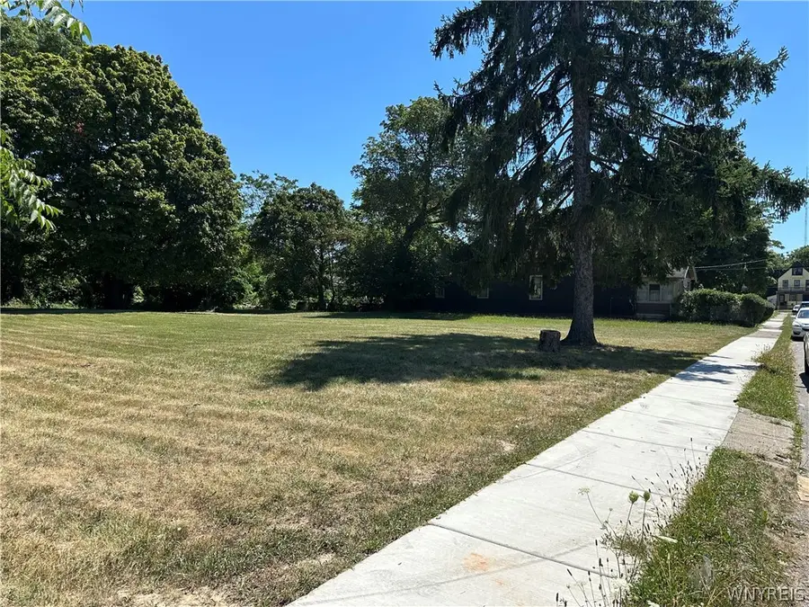 33 Sanford Street, Buffalo, NY 14214 - #2