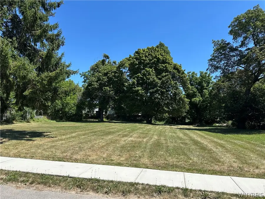 33 Sanford Street, Buffalo, NY 14214 - #3